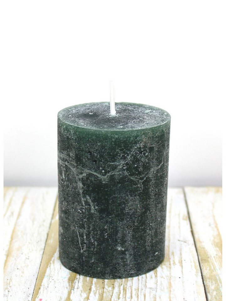 House of Rustic Stumpenkerze House of Rustic Kerze waldgrün Ø 6,8 x 9 cm von House of Rustic