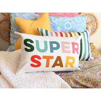 Super Stern Kissen Kinderzimmer Spielzimmer Deko Geschenk Für Kind von HouseofHooray