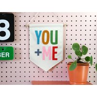 You + Me Filz Girlande Valentinstag Wandbehang You + Me Filz Girlande Valentinstag Wandbehang von HouseofHooray