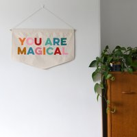 You Are Magical Wandbehang, Banner Flagge von HouseofHooray