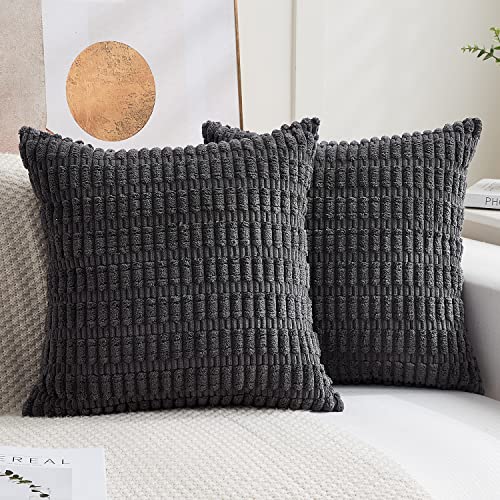 Hpocipo 2er Set 40x40 cm Kordsamt Kissenbezüge Moderne Kissenhüllen Dekorativ Zierkissenbezug Weicher Sofakissen Dekokissen für Wohnzimmer Sofa Schlafzimmer Boho Dekor Dunkelgrau von Hpocipo