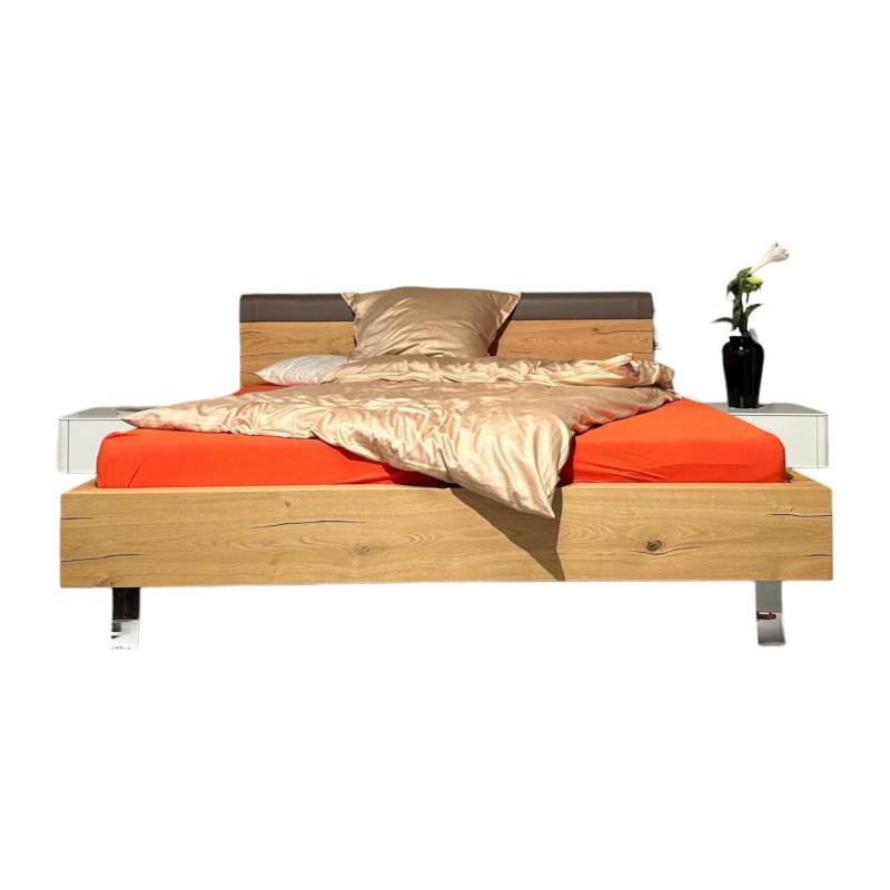 Bett Gentis Eiche Naturstamm Polsterapplikation Leder 5114 Grau Braun Mit Beleuc... Bett Gentis Eiche Naturstamm Polsterapplikation Leder 5114 Grau Braun Mit Beleuc... von Hülsta