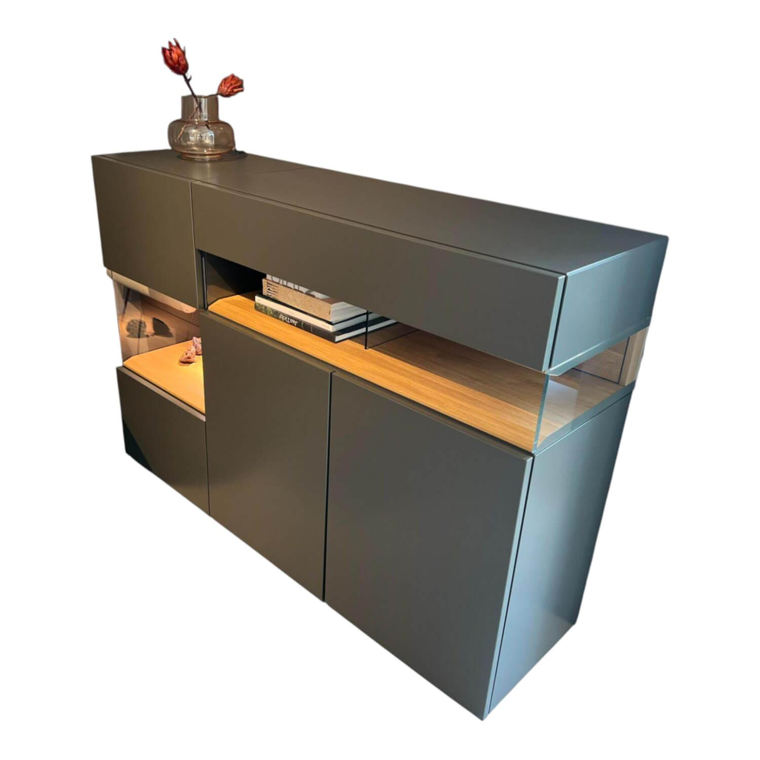Sideboard Neo Natur Eiche Lack Grau Drei Schubladen Zwei Drehtüren von Hülsta