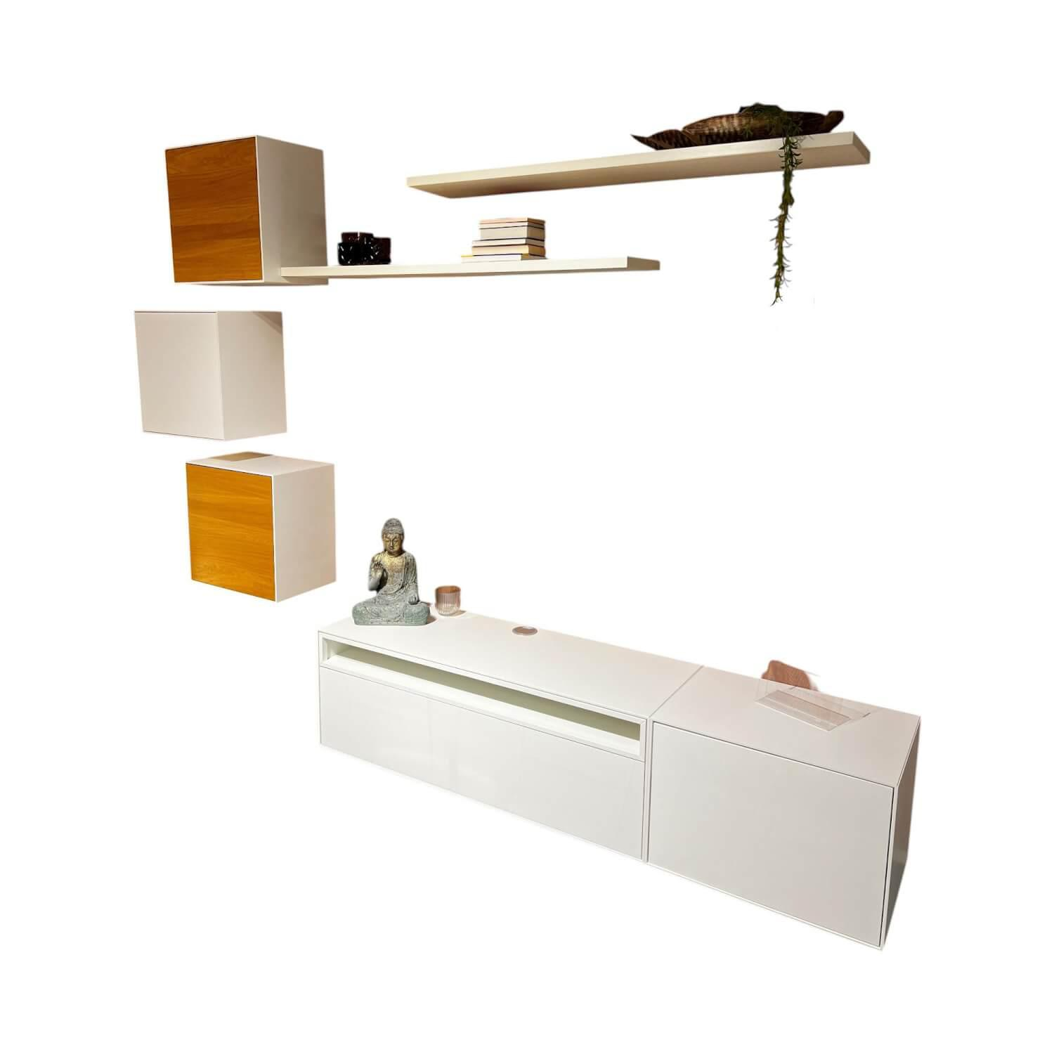 Wohnwand Easy Lack Reinweiß Absetzung Natureiche Inklusive Wand Steckbord Time Wohnwand Easy Lack Reinweiß Absetzung Natureiche Inklusive Wand Steckbord Time von Hülsta