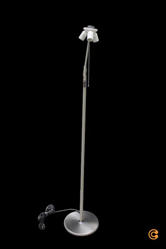 C-Ware Hufnagel Loop Stehleuchte Stehlampe Lampe Leuchte Weiß Silber Siehe Text/Foto C-Ware Hufnagel Loop Stehleuchte Stehlampe Lampe Leuchte Weiß Silber Siehe Text/Foto von Hufnagel