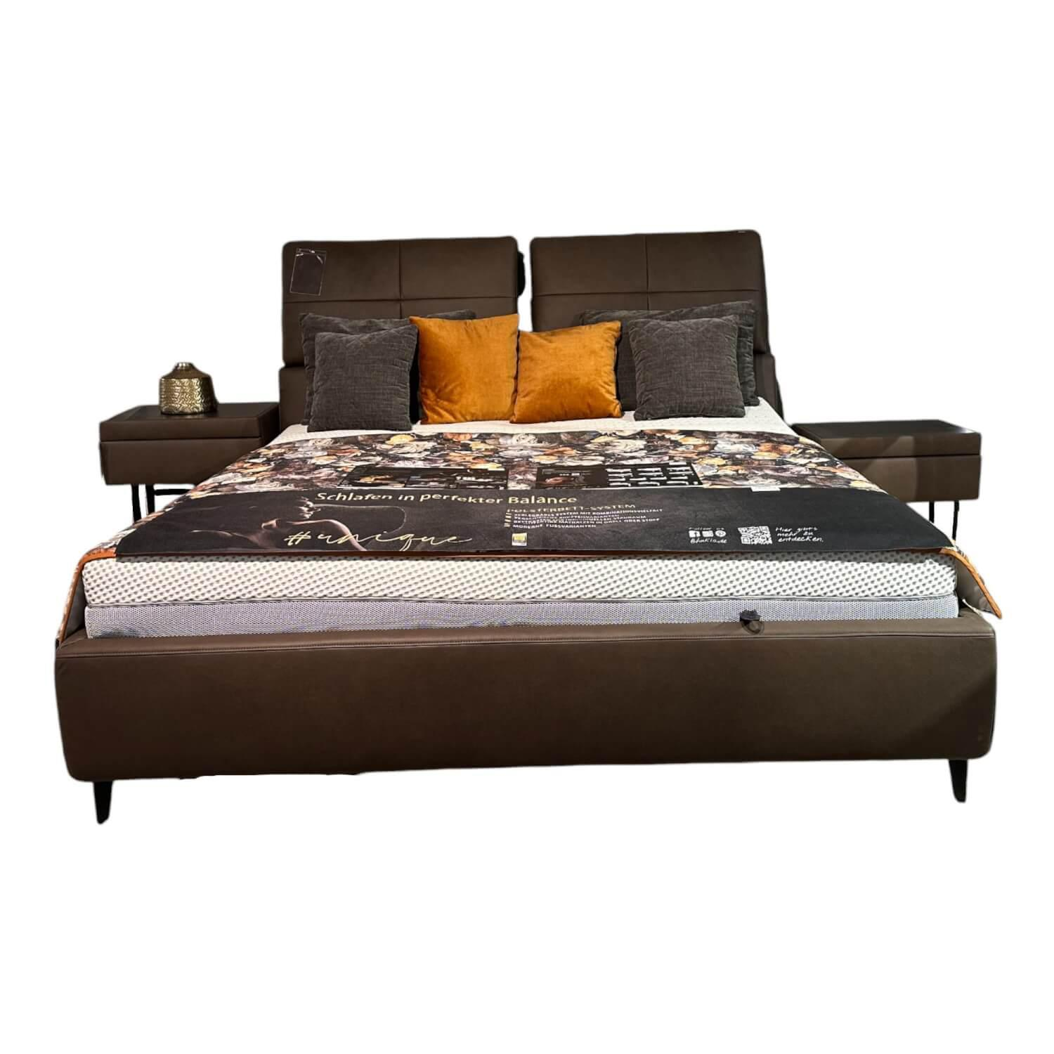 Polsterbett Heaven Leder Galero Nougat Braun Metallfuß Schwarz Inklusive Matratz... Polsterbett Heaven Leder Galero Nougat Braun Metallfuß Schwarz Inklusive Matratz... von Hukla