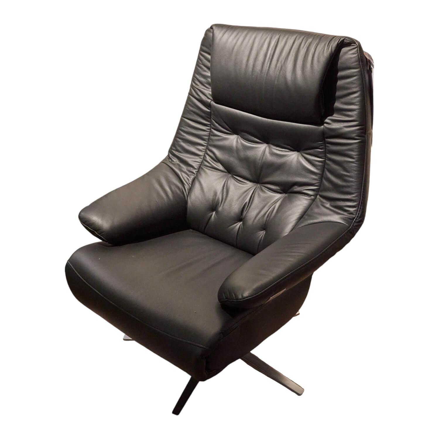 Relaxsessel Large HU-CA15017 Bezug Leder Vivre Schwarz 58 Drehteller Edelstahl S... Relaxsessel Large HU-CA15017 Bezug Leder Vivre Schwarz 58 Drehteller Edelstahl S... von Hukla