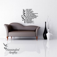 Love Is Patient Vinyl Wandaufkleber 1 Korinther Bibelvers von HummingbirdGraphix