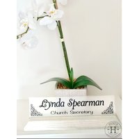 Einzigartige Büro Dekor Schreibtisch Name Badge Namensschild Für Assistent Wichtigsten Typenschild Einzigartige Büro Dekor Schreibtisch Name Badge Namensschild Für Assistent Wichtigsten Typenschild von HuntsHandcraftedWood