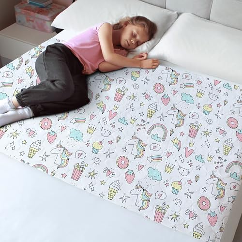 Hygge Sheets® Töpfchen-Trainingsunterlagen für Kinder, Kleinkinder – wasserdichte, rutschfeste Bettnässerunterlage für große Betten – Wiederverwendbarer Matratzen- und Lakenschutz – Einhorn von Hygge Supplies