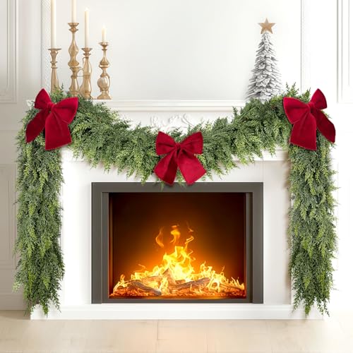 Weihnachtsgirlande aus Zedernholz mit 3 roten Schleifen, realistische, weiche künstliche Zedern-Girlanden, dicke Kieferngirlande für Zuhause, Kamin, Kaminsims, Tisch, 2,7 m Weihnachtsgirlande aus Zedernholz mit 3 roten Schleifen, realistische, weiche künstliche Zedern-Girlanden, dicke Kieferngirlande für Zuhause, Kamin, Kaminsims, Tisch, 2,7 m von ICX