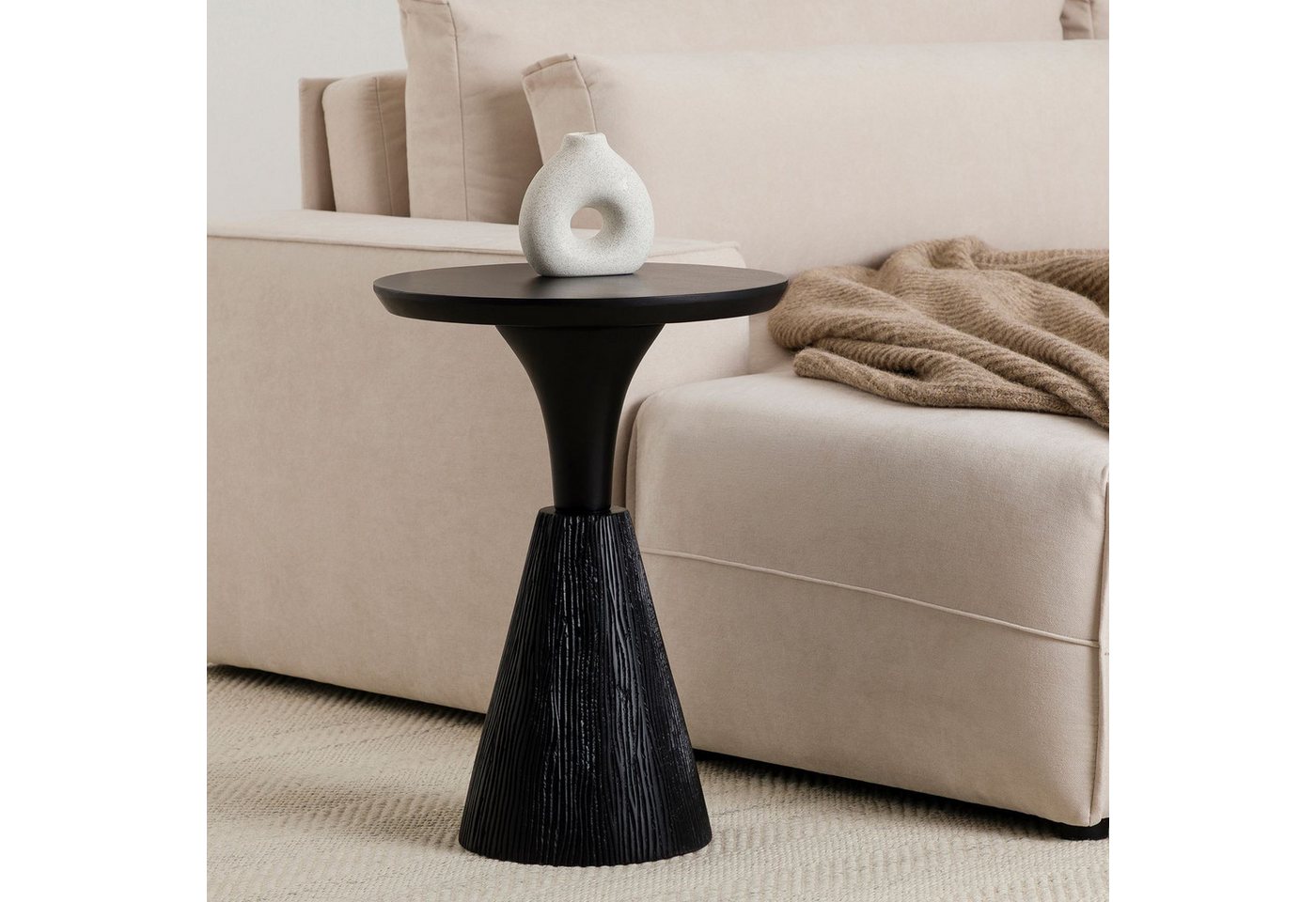 IDIMEX Beistelltisch BHIMA, Couchtisch rund 40 cm aus Mangoholz, skulpturales Design Schwarz IDIMEX Beistelltisch BHIMA, Couchtisch rund 40 cm aus Mangoholz, skulpturales Design Schwarz von IDIMEX
