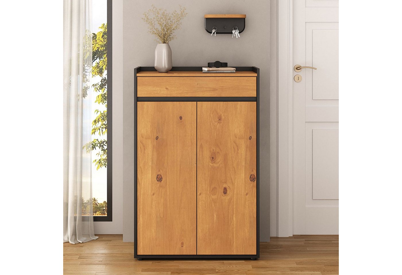 IDIMEX Schuhschrank TILO Schuhkommode mit Schublade & Türen aus Massivholz Schwarz/Eiche farben IDIMEX Schuhschrank TILO Schuhkommode mit Schublade & Türen aus Massivholz Schwarz/Eiche farben von IDIMEX