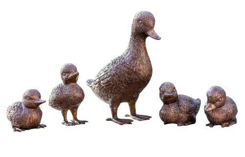 IDYL Bronze-Skulptur Set aus fünf Enten | 19x10x16 cm |Tierfigur aus Bronze handgefertigt | Gartenskulptur oder Teich-Dekoration | Hochwertiges Kunsthandwerk | Wetterfest IDYL Bronze-Skulptur Set aus fünf Enten | 19x10x16 cm |Tierfigur aus Bronze handgefertigt | Gartenskulptur oder Teich-Dekoration | Hochwertiges Kunsthandwerk | Wetterfest von IDYL