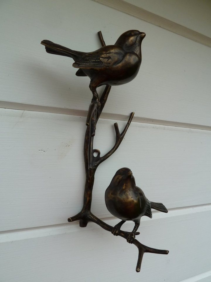IDYL Dekofigur IDYL Bronze-Skulptur 2 Vögel auf Ast- Wandhänger von IDYL