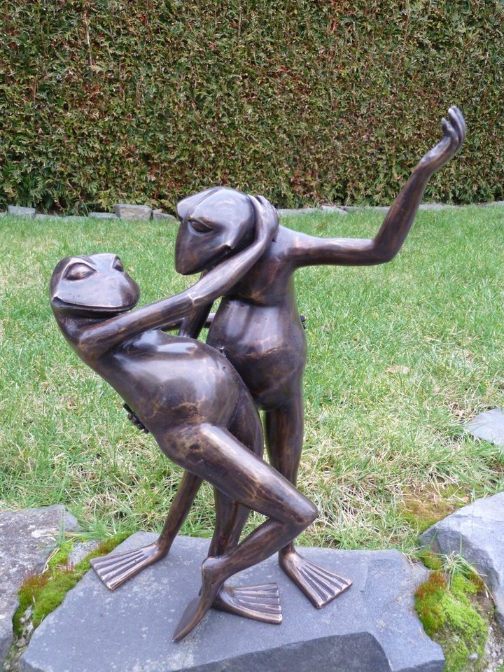 IDYL Dekofigur IDYL Bronze-Skulptur Tanzende Tango-Frösche groß von IDYL