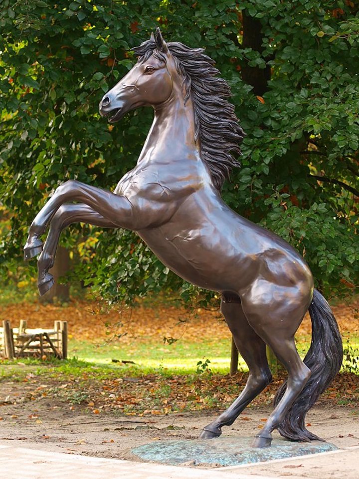 IDYL Gartenfigur IDYL Bronze-Skulptur Aufbäumendes Pferd, Bronze von IDYL