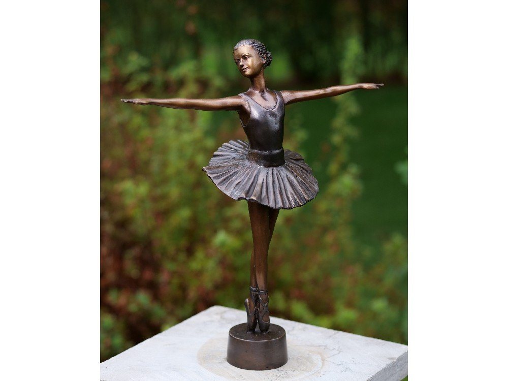 IDYL Gartenfigur IDYL Bronze-Skulptur Ballerina, Bronze von IDYL