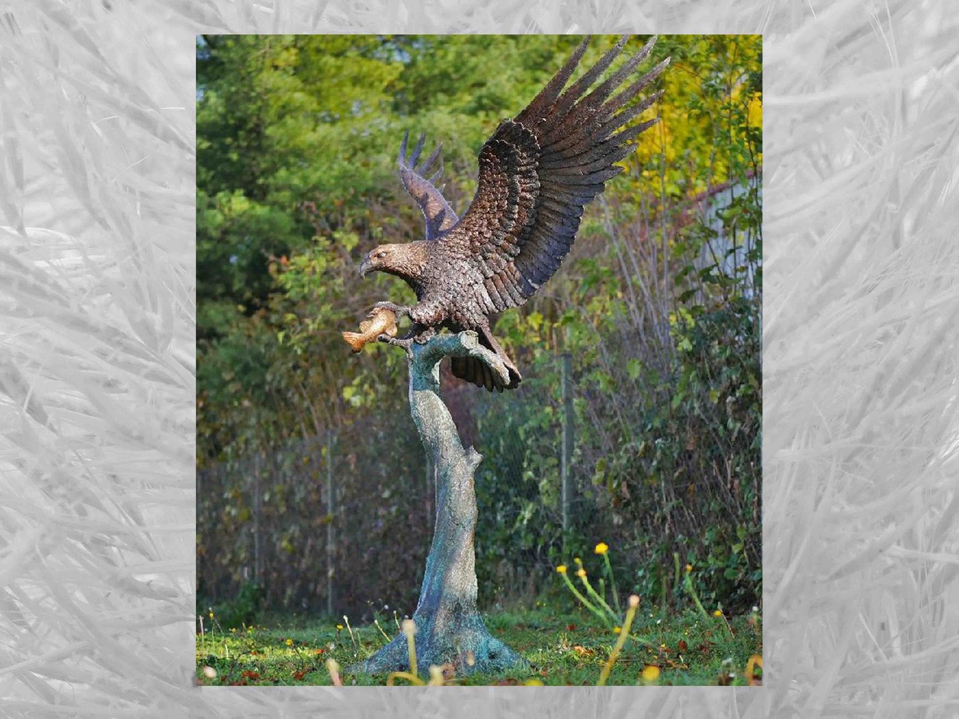 IDYL Gartenfigur IDYL Bronze-Skulptur Großer Adler auf Stamm, Bronze von IDYL