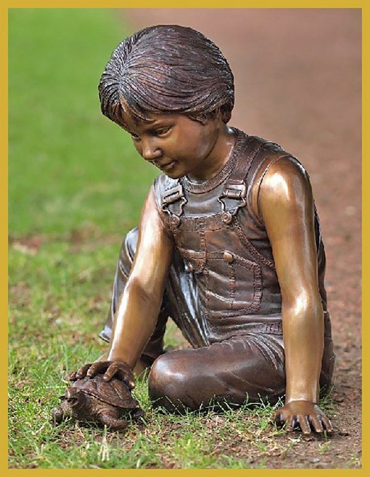 IDYL Gartenfigur IDYL Bronze-Skulptur Junge mit Schildkröte, Bronze von IDYL