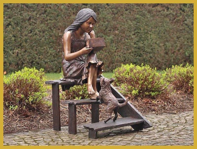 IDYL Gartenfigur IDYL Bronze-Skulptur Mädchen auf der Treppe, Bronze von IDYL