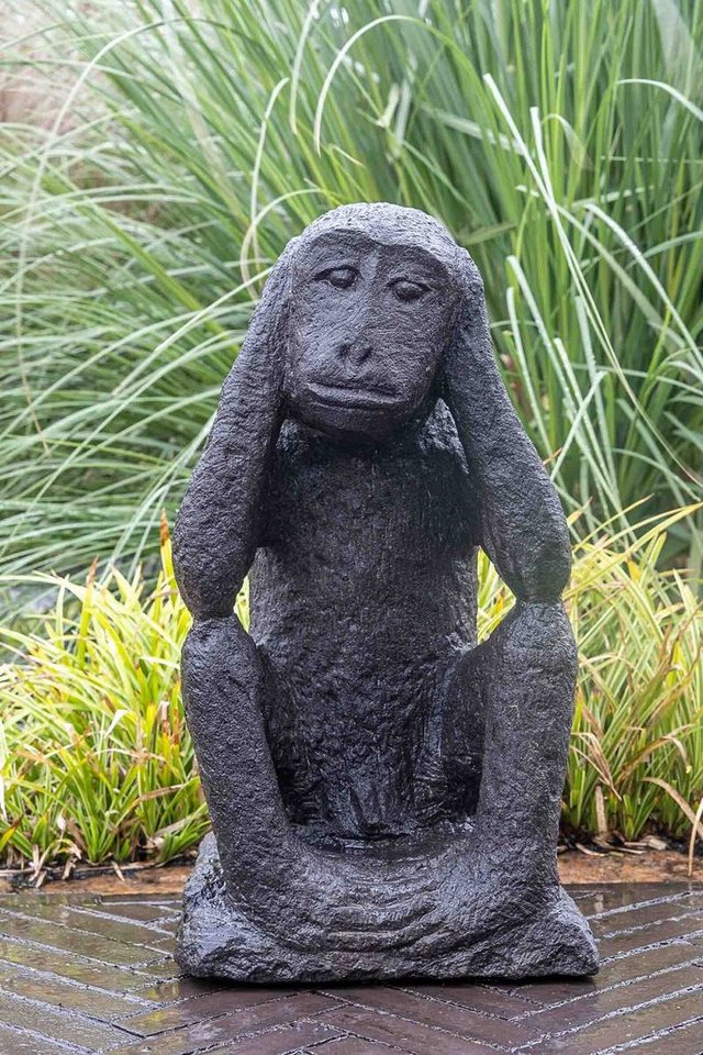 IDYL Gartenfigur IDYL Lavastein Figur Affe sitzend, Lavastein– ein Naturprodukt – sehr robust – witterungsbeständig gegen Frost, Regen und UV-Strahlung. von IDYL