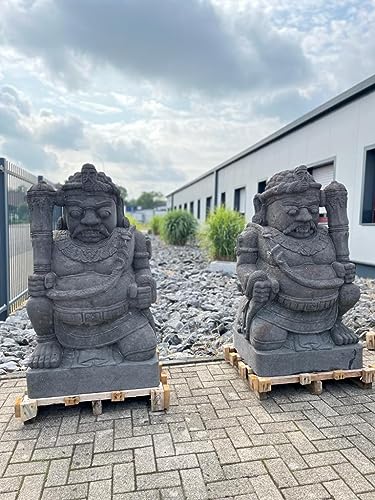 IDYL Lavastein Figur Torwächter 2er Set | Torwächter Set aus Lava | Handarbeit | Höhe 140 cm | Gartenskulptur | Hochwertiges Kunsthandwerk |Aus einem Block geschlagen | Wetterfest | schwarz von IDYL
