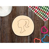 Mädchen Portrait Cookie Cutter Fondant Puppe Kopf Silhouette Cupcake Topper Lebkuchen Baby Dusche Geschenk von IEFDesign