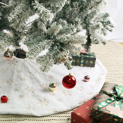 IHCEMIH Weihnachtsbaum Decke Christbaumdecke Rock Weiß Groß Plüsch Teppich Rund Gold Schneeflocke Weihnachtsbaumständer Abdeckung Weihnachtsdeko Kunstfell Weihnachtsbaumdecke Tannenbaum Unterlage 90cm von IHCEMIH