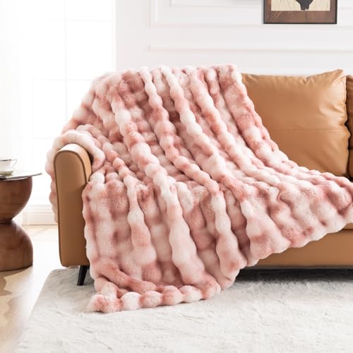 IKALIFE Kunstfelldecke Kuscheldecke Flauschig Felldecke - Kunstfell Bubble Kaninchenfell Decke Plüsch Weiche Kuschelig Doppelseitige Wohndecke Fellimitat für Couch Sofa Winter, 150 x 200 cm Rosa von IKALIFE
