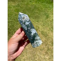 Moos Achat Generator #2/Grüner Und Weißer Kristallturm Tall Point Exakter Quarz Drusy Druzy von IKarmaCrystals