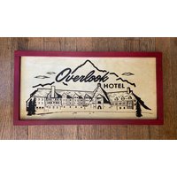 Overlook Hotel 26x50 cm von ILovePlayingWithFire
