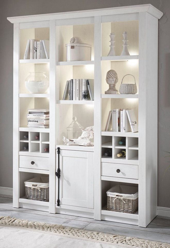 Furn.Design Buffet Hooge (Buffetschrank in Pinie weiß Landhaus, 147 x 207 cm) mit Drehriegel und Flaschenregal von Furn.Design