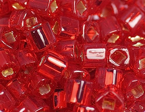 Japanische Würfelperlen, silberfarben, Granat, 4 mm, 100 g. Japanische Würfelperlen, silberfarben, Granat, 4 mm, 100 g. von Toho