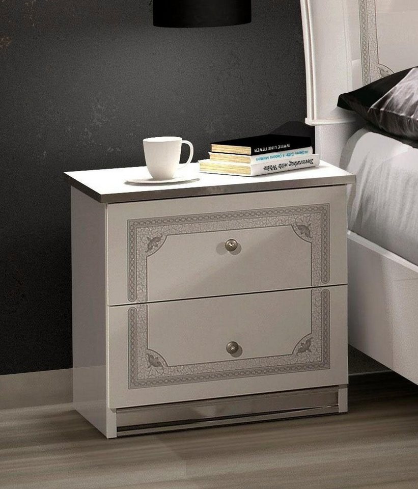 INOSIGN Nachtkommode Greta, aus FSC-zertifiziertem Holzwerkstoff mit Dekor im Klassikstil (Maße (B/T/H): 50/38,5/49 cm), mit 2 Schubladen, soft-close-Funktion, Made in Italy INOSIGN Nachtkommode Greta, aus FSC-zertifiziertem Holzwerkstoff mit Dekor im Klassikstil (Maße (B/T/H): 50/38,5/49 cm), mit 2 Schubladen, soft-close-Funktion, Made in Italy von INOSIGN