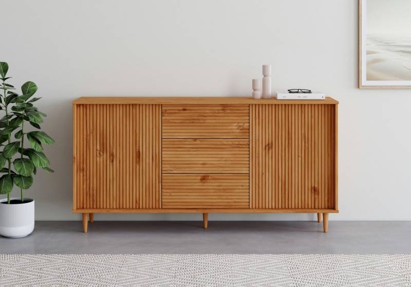 INOSIGN Sideboard Malmedy Front mit gefrästen Rillen, Kommode aus massivem Kiefernholz, Push-to-open, Breite 160 cm von INOSIGN