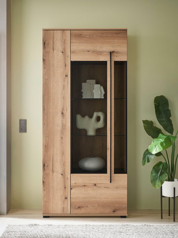 INOSIGN Vitrine Cantara, Vitrinenschrank in Eiche Evoke oder weiß, Standvitrine schwarzer Stangengriff, ausreichend Stauraum, vielseitig einsetzbar von INOSIGN