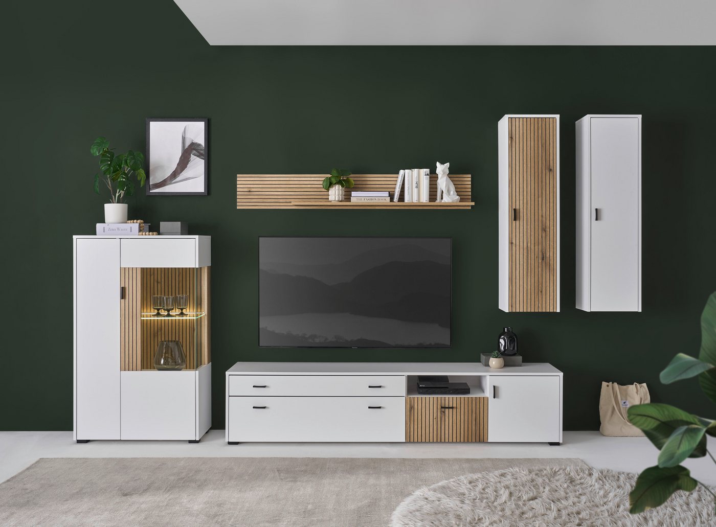 INOSIGN Wohnwand HUDSON, (Set, 5-St), mit moderner Rillenoptik, Griffe aus Metall (Schwarz), Breite 328 cm von INOSIGN