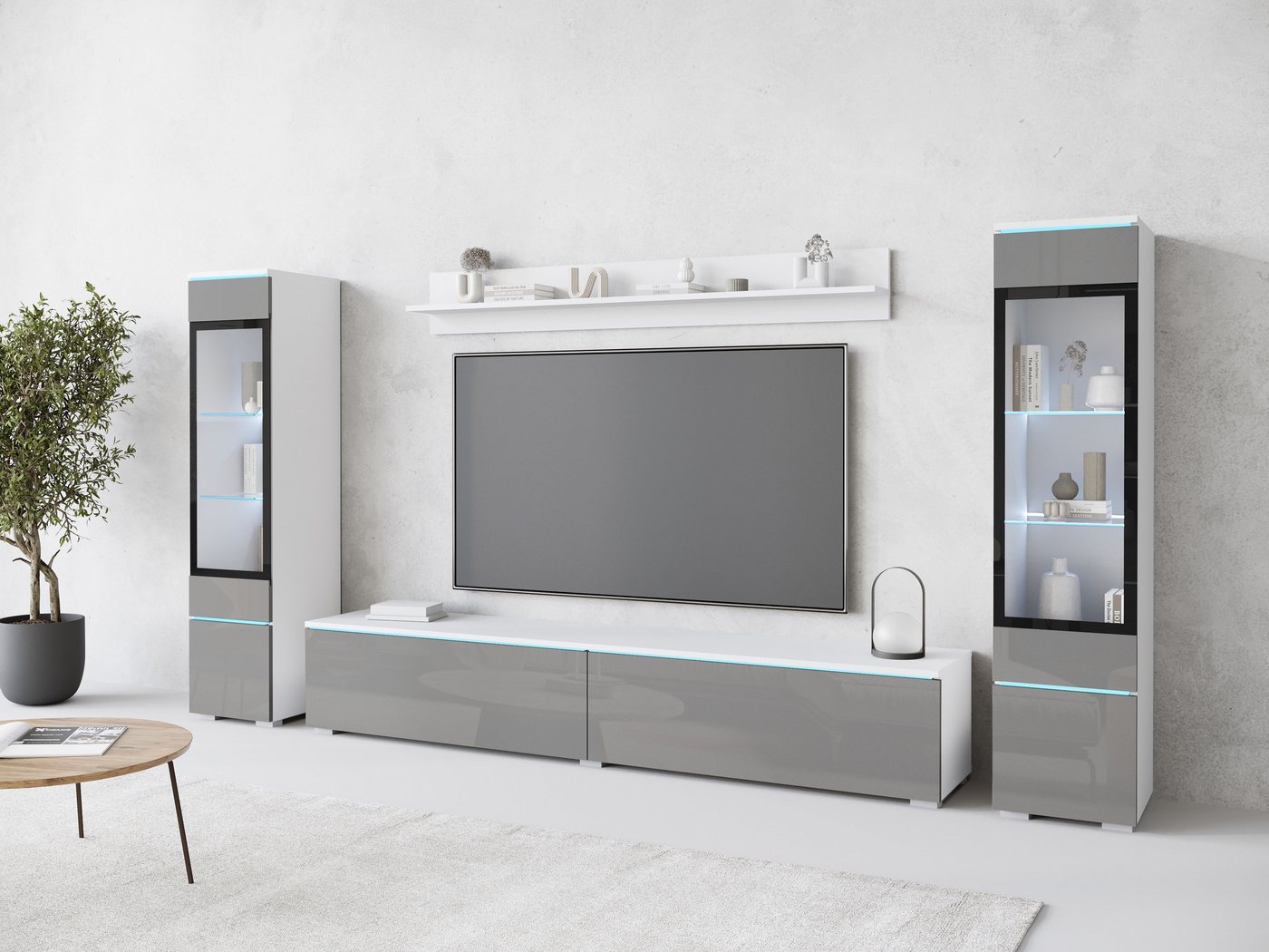 INOSIGN Wohnwand VERA II, Vitrinen Türanschlag wechselbar, (Komplett-Set, 4-St), Mediawand 260 cm, Vitrine mit Verglasung, stehend und hängend von INOSIGN