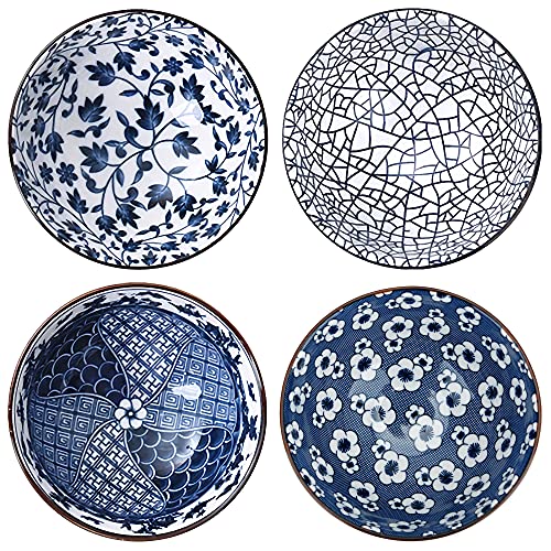 INTIRILIFE 4-teiliges Schalen-Set in schickem Geschenkkarton - 11. 3 x 5.5 cm - Japanisches Porzellan Geschirrset in Blau und Weiß von INTIRILIFE