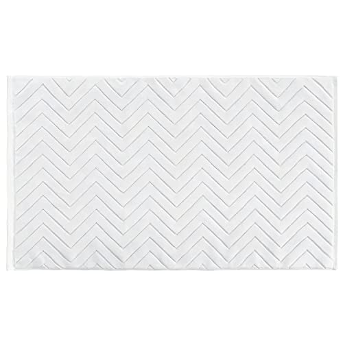 INTIRILIFE Duschvorleger Badmatte Duschmatte in Weiß - 80 x 50 cm - Badvorleger Teppich für Bad und Waschküche rutschfest waschbar von INTIRILIFE