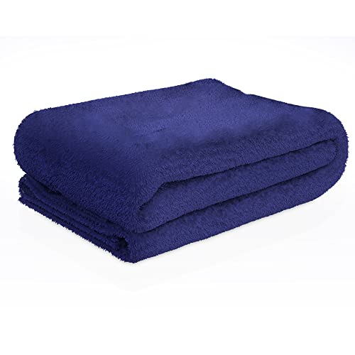 INTIRILIFE weiche Kuscheldecke 200 x 150 cm in Nacht BLAU - Flauschig warme Decke als Couchdecke Wohndecke Fleecedecke Indoor Outdoor von INTIRILIFE