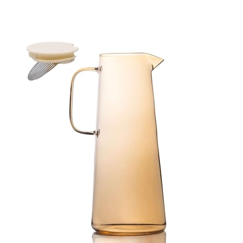 Intirilife Karaffe Kanne aus Glas in Amber - 1.4 Liter Füllmenge - Glas Wasser Krug mit Deckel und Sieb für Heiße und Kalte Getränke Tee Saft Limonade von INTIRILIFE