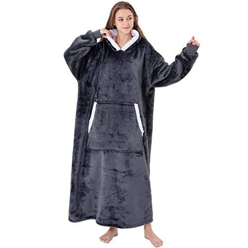 INTLMATE Tragbare Kapuzenpullover, Übergröße, Sherpa-Sweatshirt, Decke, superweich, warm, gemütlich, Fleece-Hoodie mit tiefen Taschen und Ärmeln für Erwachsene, Kinder, Teenager (dunkelgrau, 119,4 cm) INTLMATE Tragbare Kapuzenpullover, Übergröße, Sherpa-Sweatshirt, Decke, superweich, warm, gemütlich, Fleece-Hoodie mit tiefen Taschen und Ärmeln für Erwachsene, Kinder, Teenager (dunkelgrau, 119,4 cm) von INTLMATE