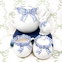 Vintage Haldon Group Blue Ribbon Tee-Set von INeedABiggerHouse