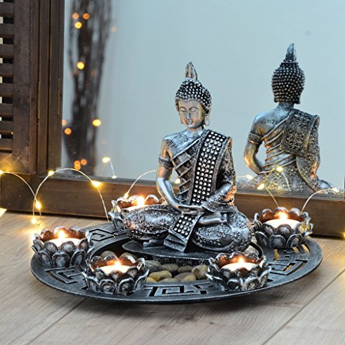INtrenDU Buddha Dekoteller Silber mit Teelichthaltern und Deko-Steinen von INtrenDU