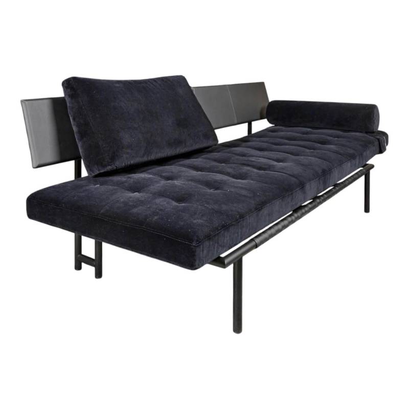 Liege Campus De Luxe Stoff City Velvet Schwarz Rücken Und Applikationen Leder Ga... von IP Design