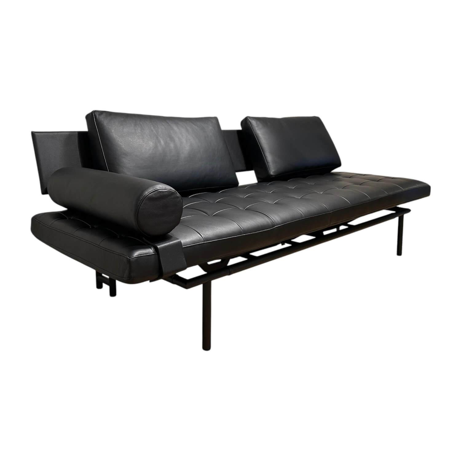 Liege Campus de Luxe Leder Galaxy Schwarz Gestell Metall Schwarz Matt Inklusive ... Liege Campus de Luxe Leder Galaxy Schwarz Gestell Metall Schwarz Matt Inklusive ... von IP Design