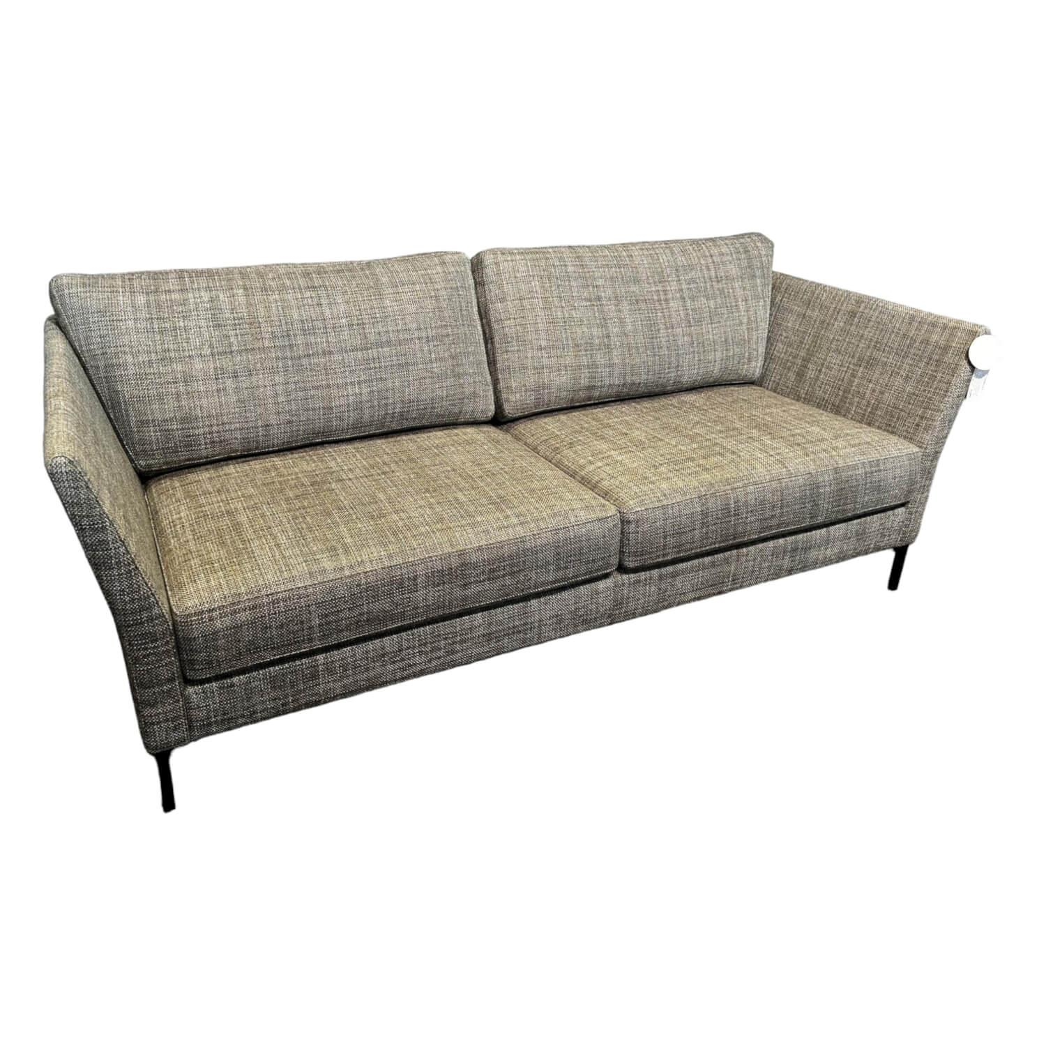 Sofa Jon Edwards Bezug Stoff Taylor BW1771 383 Grau Sockel Schwarz Matt Lackiert von IP Design