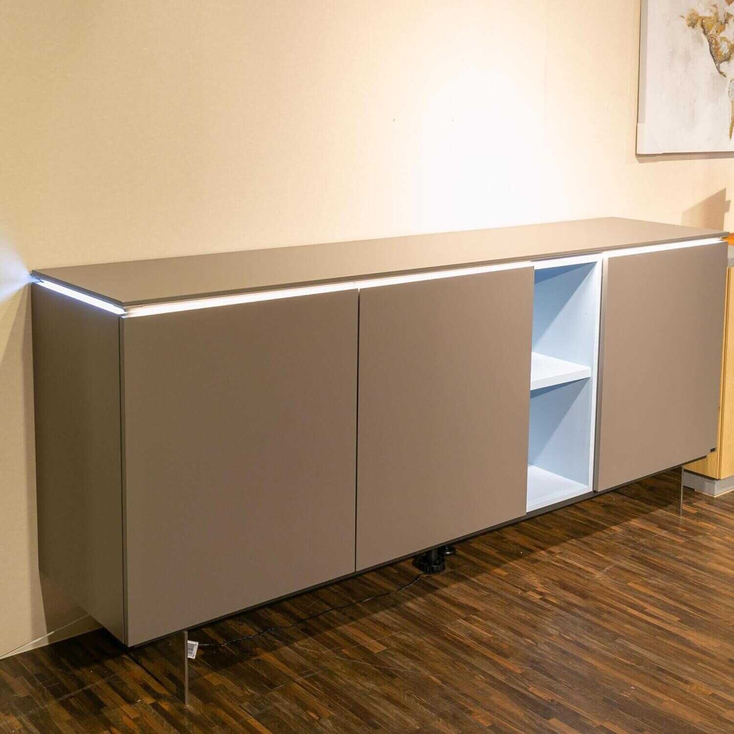 Sideboard GM Merano Lack Eisblau Inklusive LED Beleuchtung von IRO